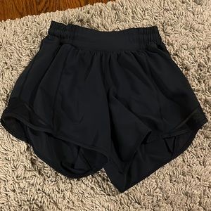 Lululemon navy hotty hots size 2.